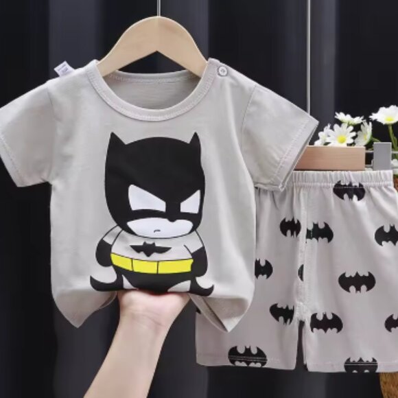 Batman Boys’ Clothing Set – Hero Style for Everyday Play! - Picture 1 of 1
